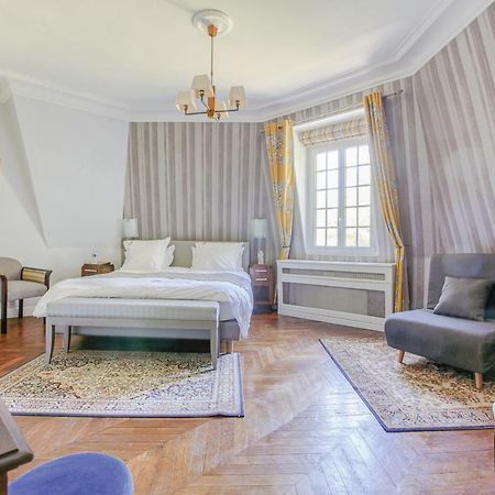 Chateau D'Avesnes - Le Castelet Екстериор снимка