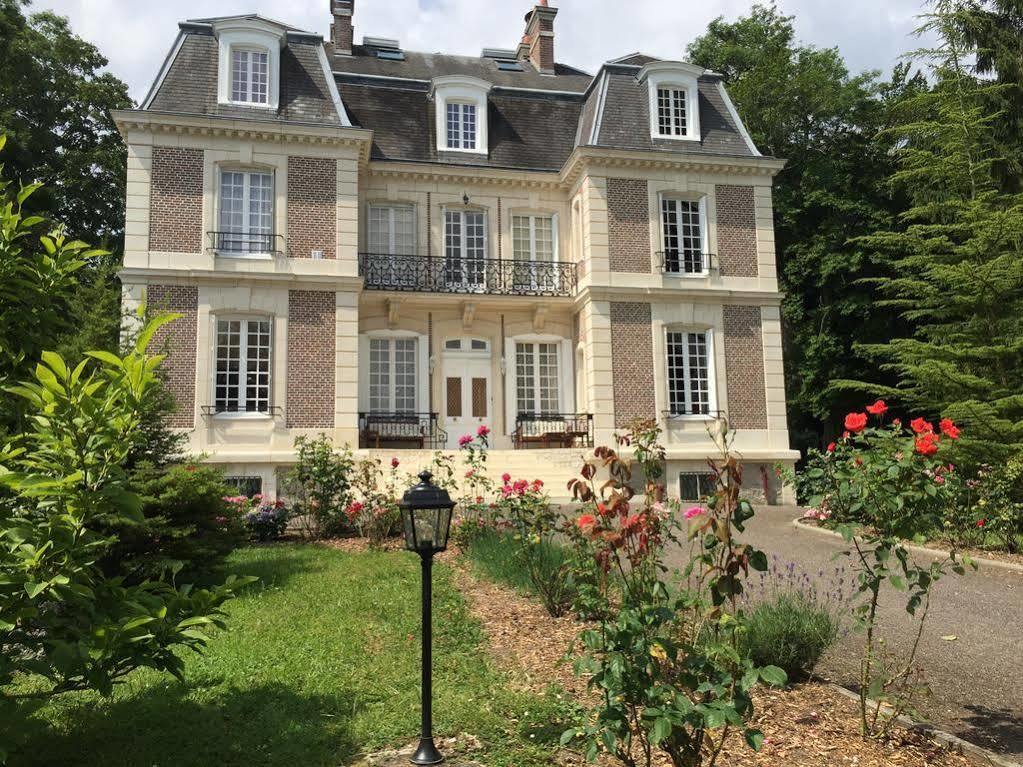 Chateau D'Avesnes - Le Castelet Екстериор снимка