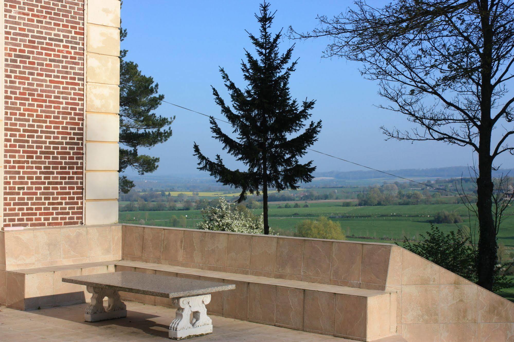 Chateau D'Avesnes - Le Castelet Екстериор снимка